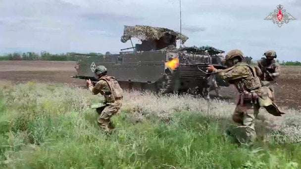 РФ атакує КАБами і дронами: удари по Сумщині, Дніпропетровщині, Закарпаттю
