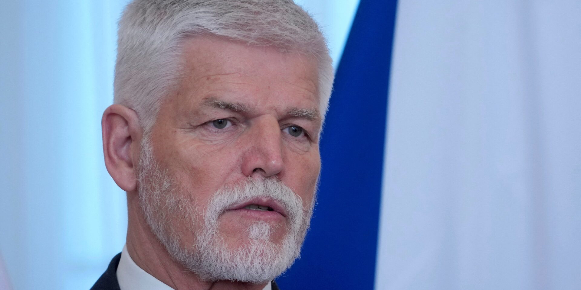 Президент Чехії Павел закликав НАТО «показати зуби» у відповідь на провокації Росії