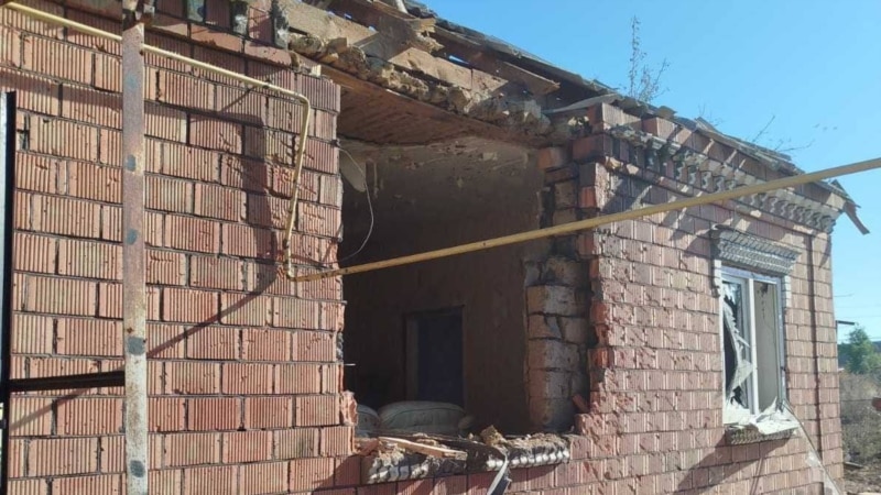 Росія вдарила по Дніпропетровщині: четверо поранених, пошкоджена будівля сільради