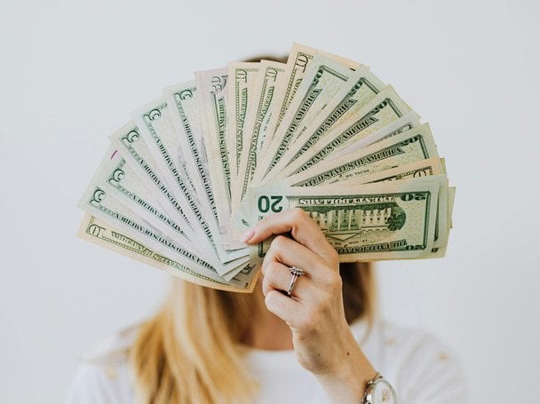 В Україні понад 3,5 тисячі мільйонерів: задекларовано 14,6 млрд грн доходів