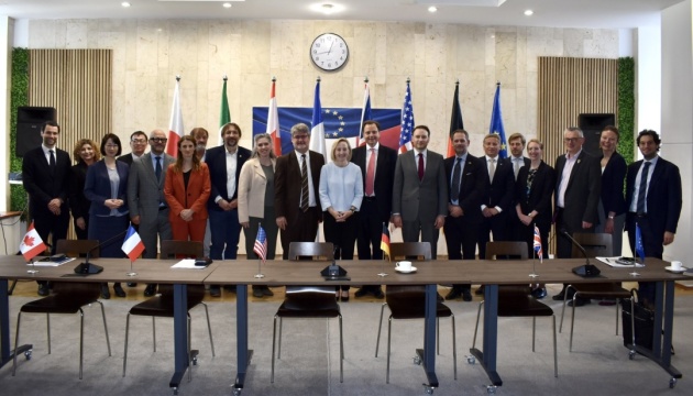 Посли G7 підтвердили роботу в Україні попри погрози Росії
