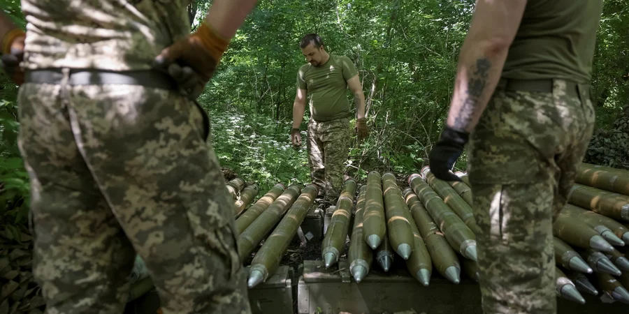 Що зміниться в Україні з 1 червня: нові правила бронювання та дедлайн трудових книжок