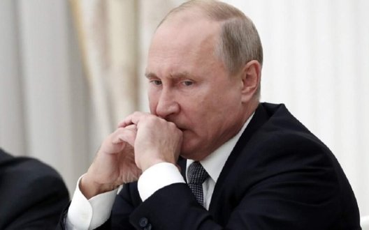 Рейтинг Путіна продовжує падати попри зміну методики опитувань