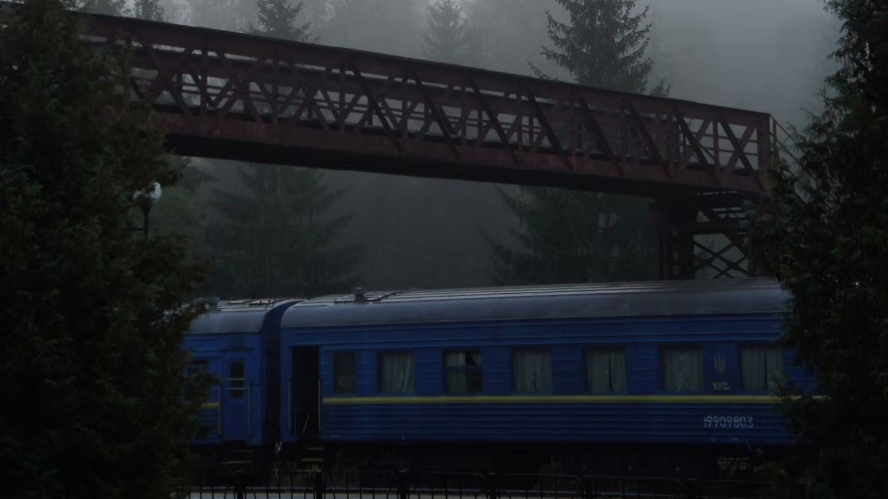 Ворог вдарив БПЛА по залізниці у Запоріжжі: загинув машиніст, двоє поранених