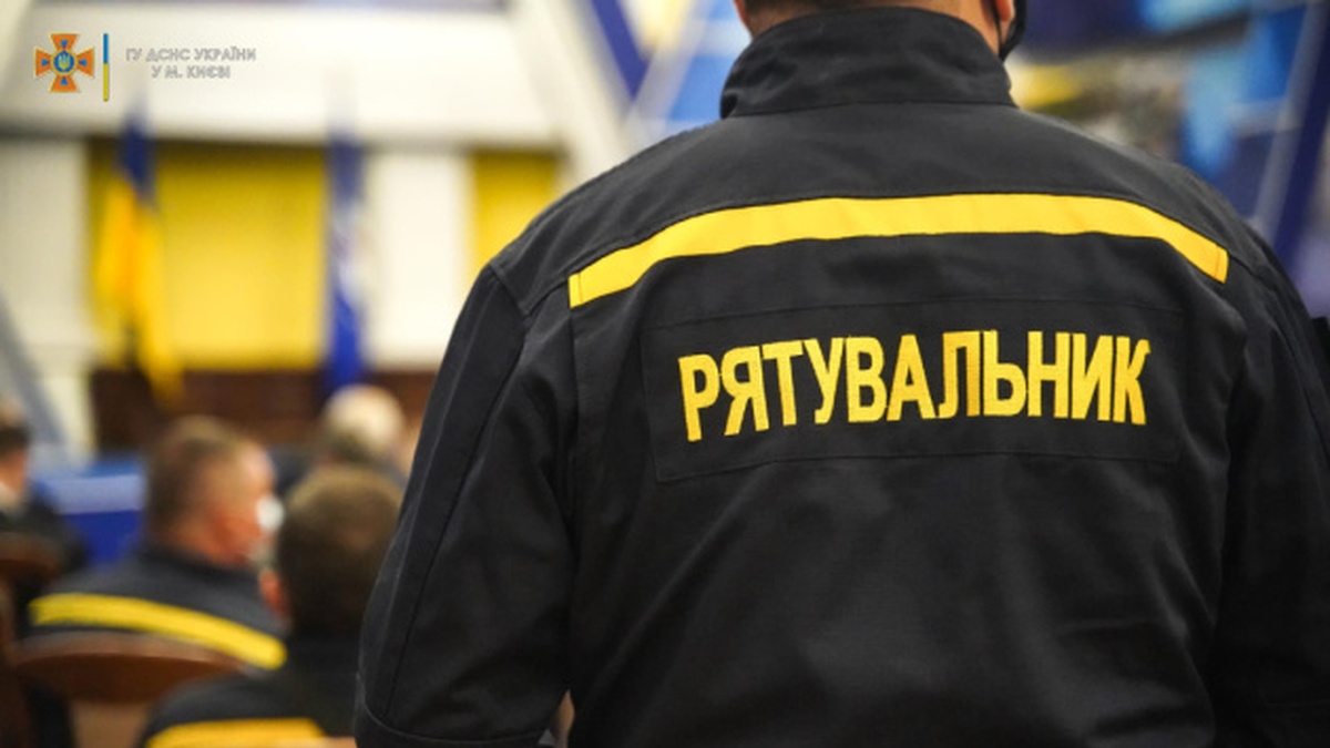 Росія вдарила по Сумщині: є поранені у Шостці, район без світла та водопостачання