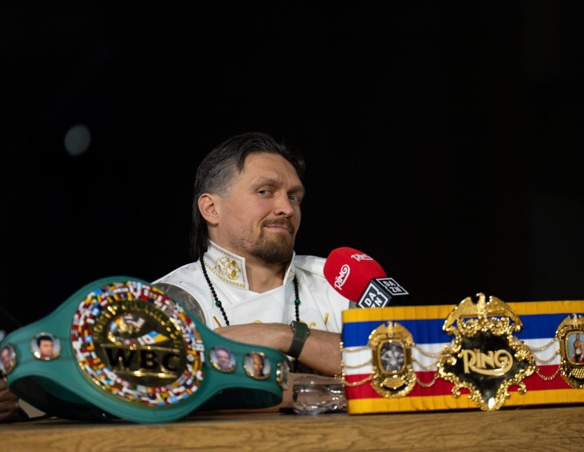 Офіційно: наступним суперником Усика у бою за пояс WBC стане Агіт Кабаєл