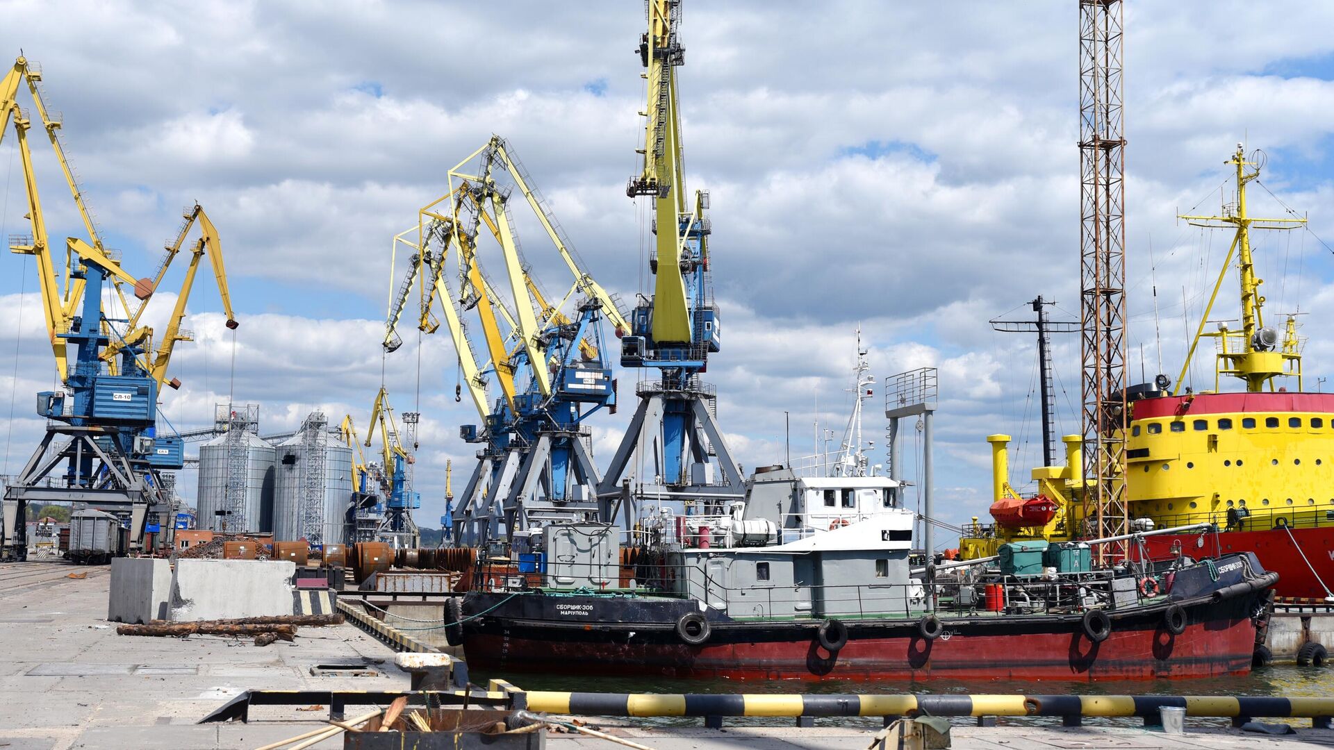 Сили оборони знищили інфраструктуру Маріупольського порту: окупанти втратили логістичний вузол