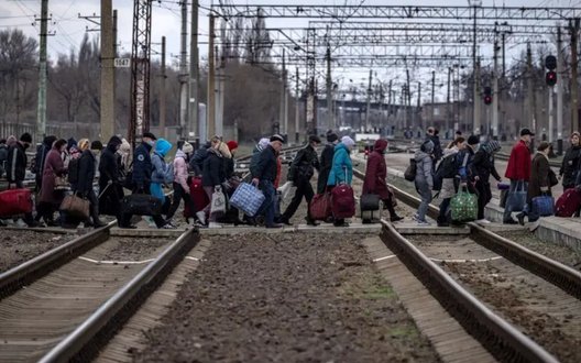 ООН: понад 9,6 млн українців залишаються біженцями та внутрішньо переміщеними особами
