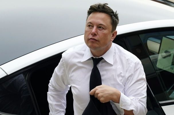 Ілон Маск став першим у світі трильйонером завдяки рекордному IPO SpaceX