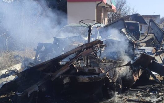 Росія двічі вдарила по Золочеву на Харківщині: шестеро рятувальників поранено