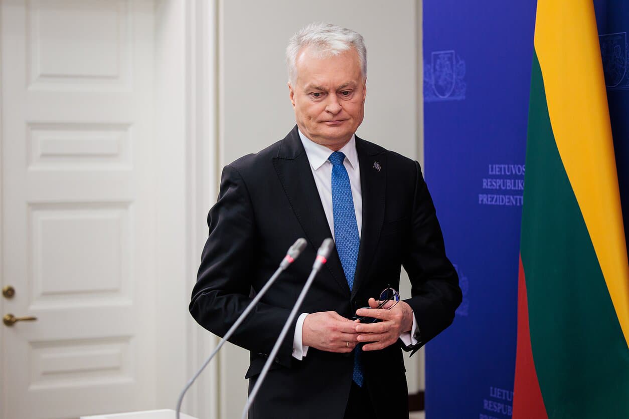 Президент Литви підтримав запровадження загального військового обов'язку