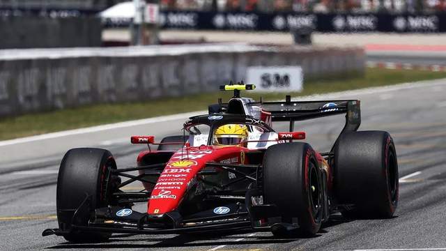 Льюїс Хемілтон здобув першу перемогу за Ferrari на Гран-прі Іспанії