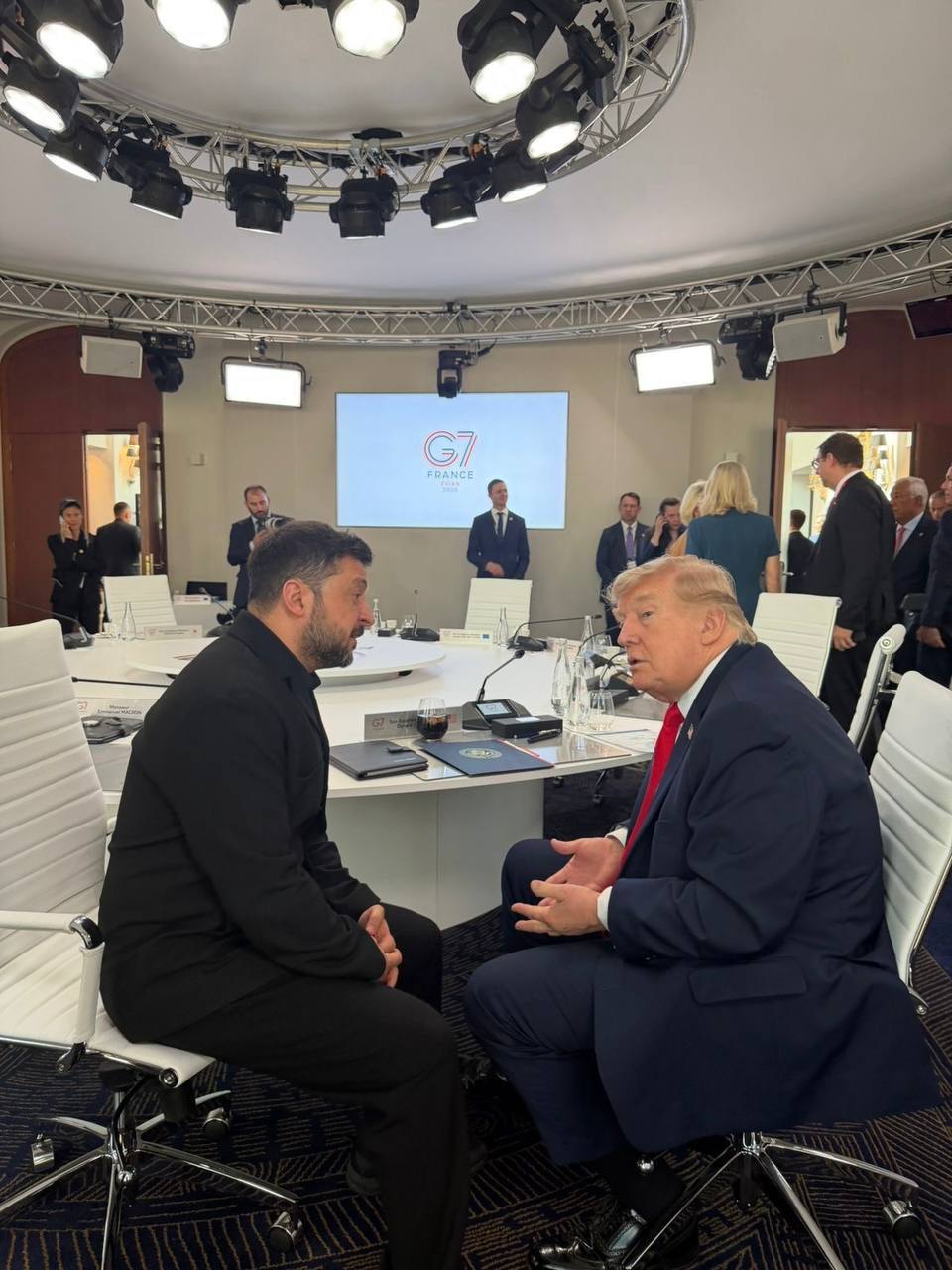 Зеленський попросив у Трампа ліцензії на виробництво антибалістичних ракет ППО в Україні