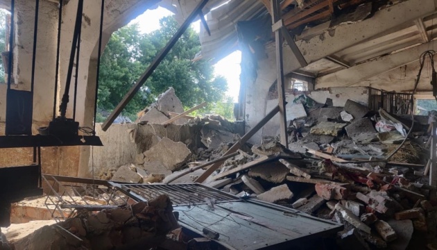 РФ атакувала кінно-спортивну школу на Сумщині: загинули коні, люди не постраждали
