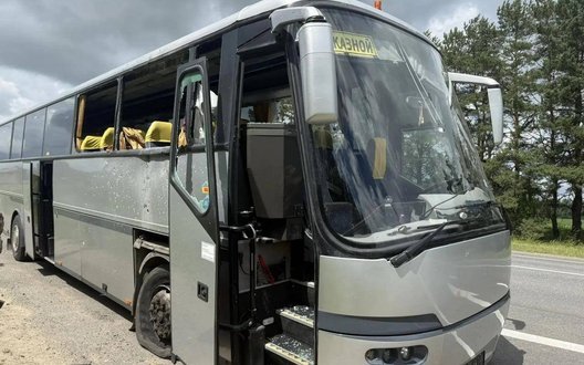 Генштаб ЗСУ спростував заяви Росії та Білорусі про удар по автобусу з дитячою командою на Брянщині