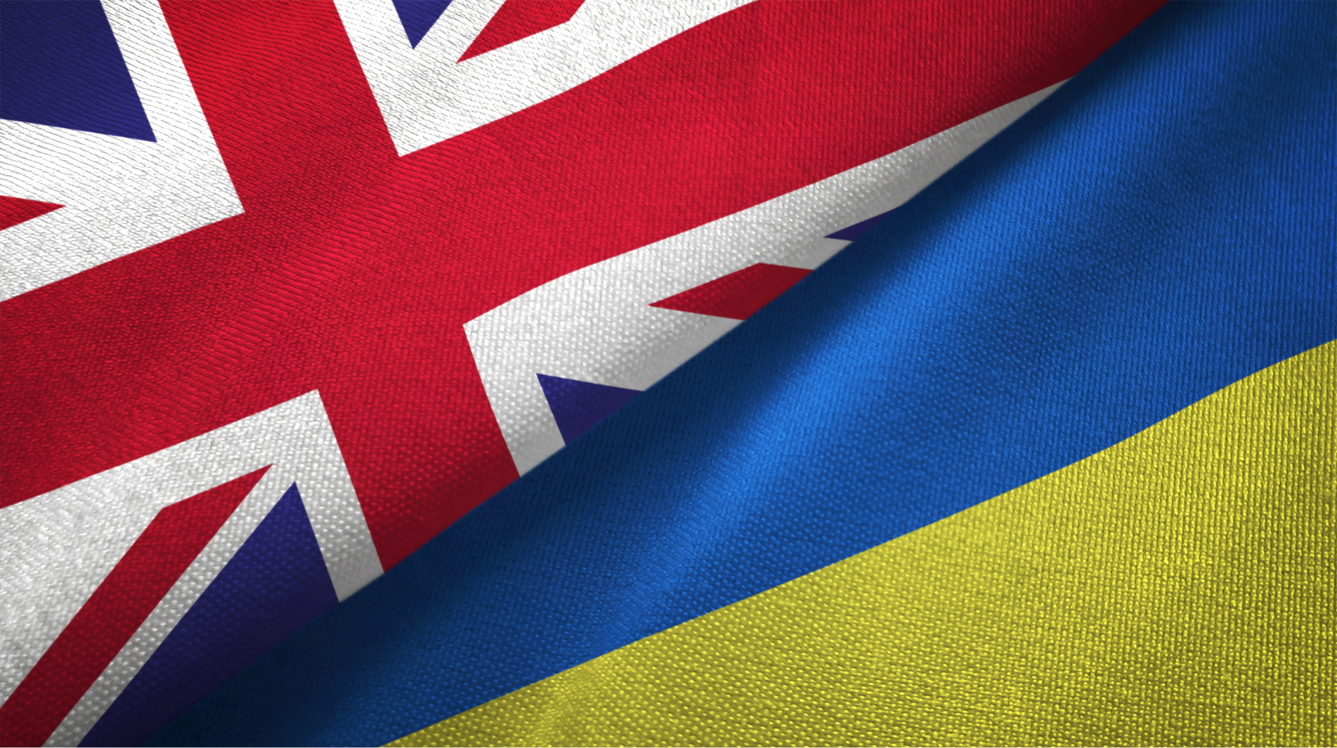 Велика Британія на Рамштайні: 150 тис. дронів і 350+ ракет для України на £752 млн