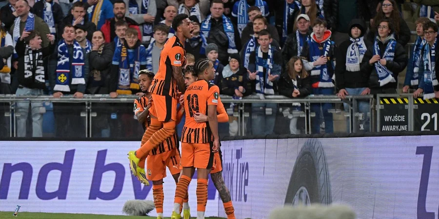 «Шахтар» переміг «Лех» 3:1 у першому матчі 1/8 фіналу Ліги конференцій — скандал через кричалки польських фанатів