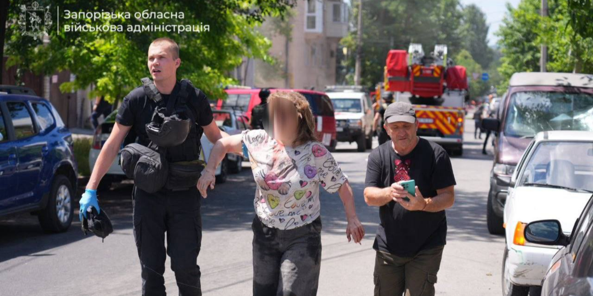 Росія завдала балістичного удару по центру Запоріжжя: шестеро поранених, масштабна пожежа
