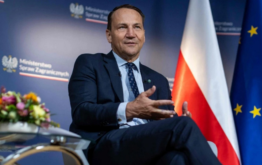 Сікорський назвав рішення Навроцького позбавити Зеленського ордена Білого Орла неадекватним