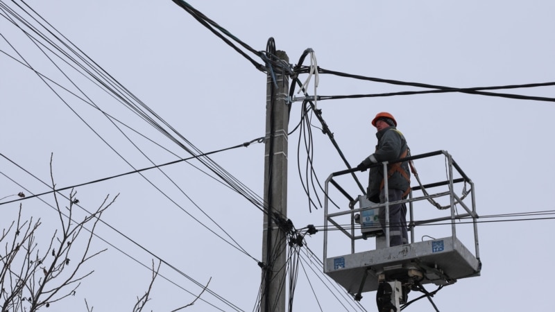 Атаки РФ на енергетику: знеструмлення у шести областях України 13 березня