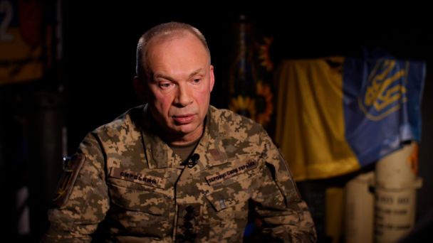 Сирський назвав ганебним скандал навколо 425-го полку «Скеля»