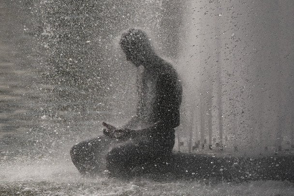 Аномальна спека в Україні: термометри фіксують майже 50°C у тіні
