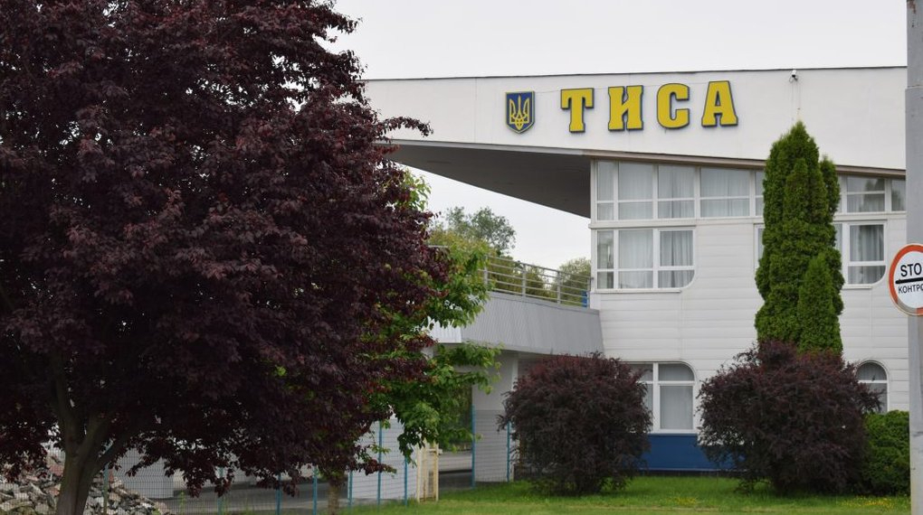 КПП "Тиса" на кордоні з Угорщиною тимчасово призупинив роботу через відсутність електрики