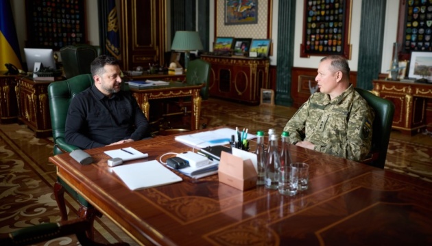 Зеленський зустрівся з Ляшком, командиром полку безпілотних систем