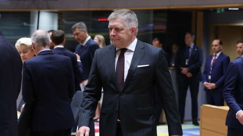 У Словаччині провалився референдум щодо скасування довічної пенсії Фіцо