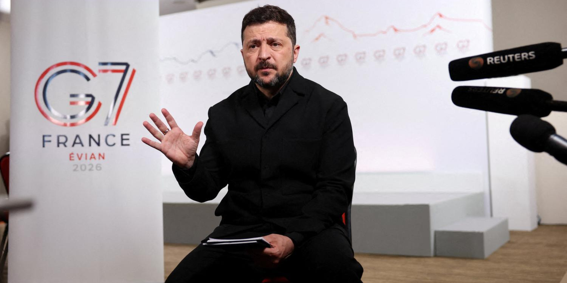 Зеленський в інтерв'ю FT: небо визначить результат війни, тисяча дронів змусить Путіна тікати