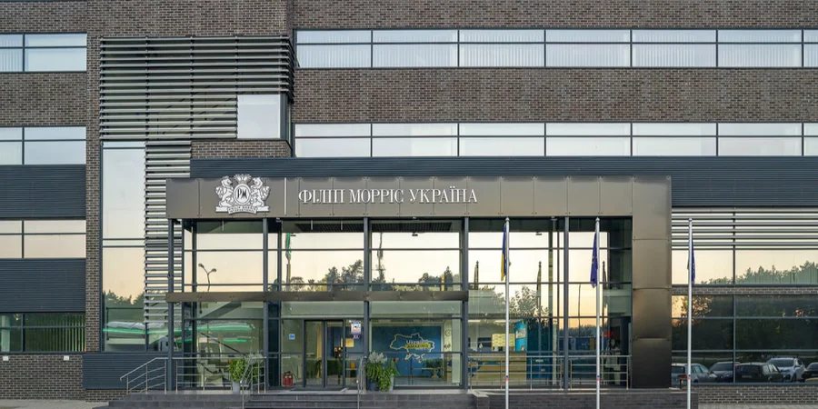 Ракетний удар РФ по Києву знищив склад Philip Morris вчетверте з початку повномасштабної війни