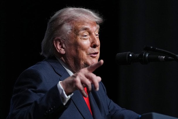 Трамп анонсував розмову з Путіним після зустрічі із Зеленськм в Анкарі