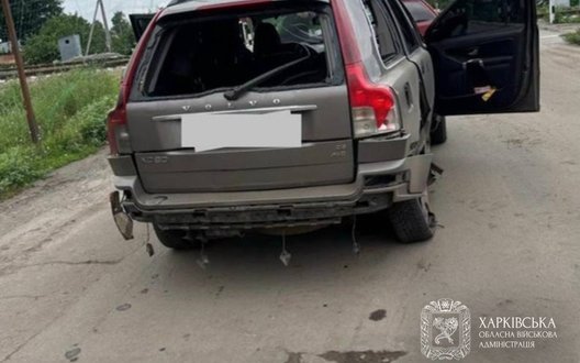 Росіяни обстріляли авто в Золочеві на Харківщині: поранена 5-місячна дитина та троє дорослих