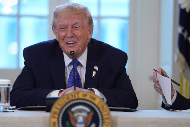 Трамп заявив, що США відкриють Ормузьку протоку силою, та закликав союзників відправити кораблі