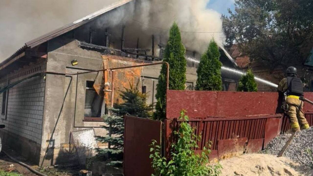 Росія завдала авіаудару по центру Запоріжжя: є загиблий та поранені