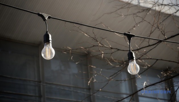 Укренерго запровадило графіки відключень 15 березня для промислових споживачів