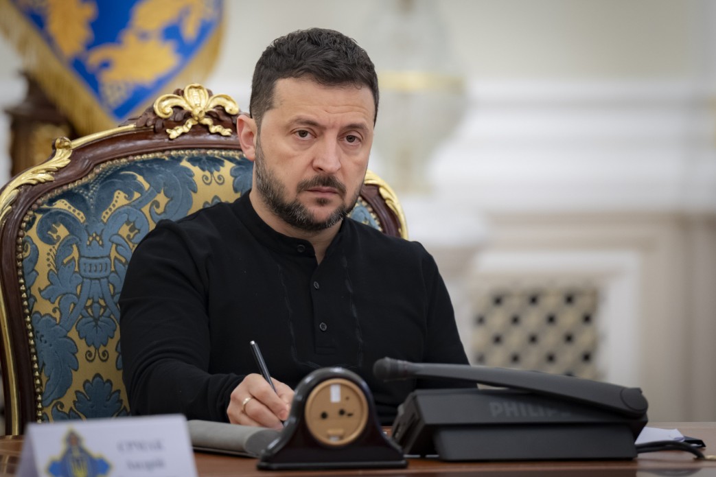 Зеленський поговорив з Федоровим та Сирським: рішення щодо армії будуть напрацьовані