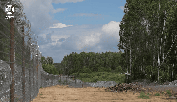 Прикордонники будують "кілзону" на кордоні з Білоруссю — розвідка попередила про загрозу