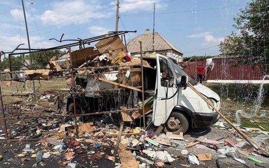 Росія атакувала цивільний автомобіль на Донеччині: двоє загиблих, троє поранених