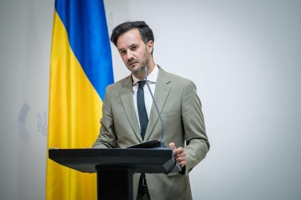 МЗС України: таємна зустріч колишніх посадовців Росії та Німеччини в Баку не важлива для миру