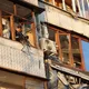Росія вдарила КАБом по житловому будинку у Запоріжжі: поранені, під завалами люди