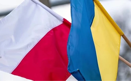Опитування: 80% поляків вважають, що суперечки з Україною вигідні Росії