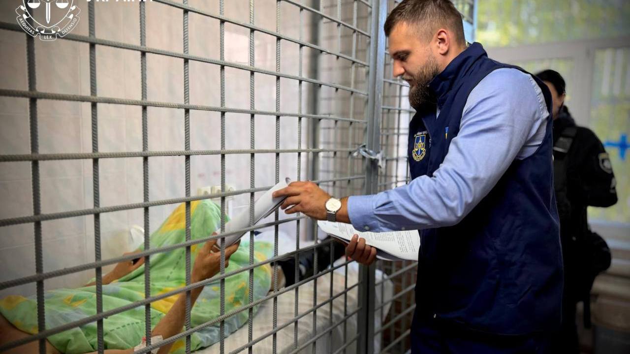 Затримано організатора виставки зброї на Київщині, по якій вдарила Росія: 10 загиблих
